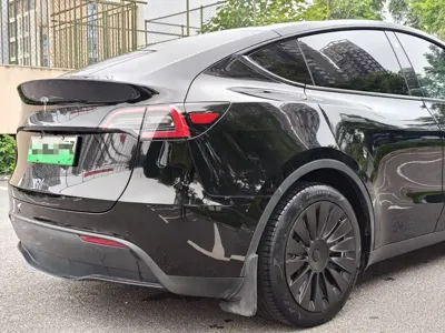 Tesla Model Y 2022, 93000 км, за 138000 CNY - фото 15