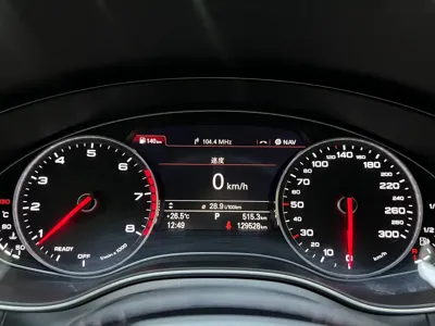 Audi A6L 2017, 129000 км, за 97800 CNY - фото 5