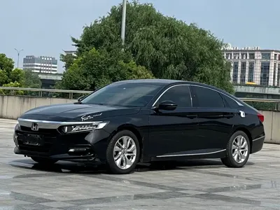 Honda Accord · 2018 год