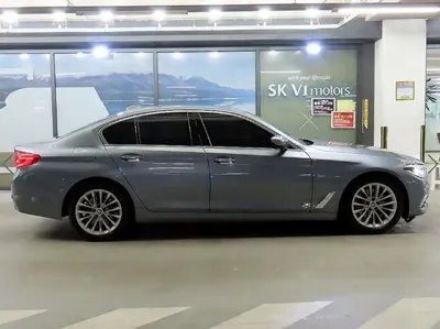 BMW 5-Series 2018, 89111 км, за 21990000 KRW