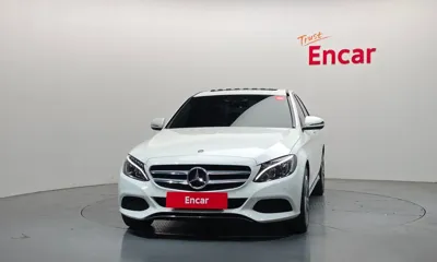 Mercedes-Benz C-Class 2018, 95679 км, за 13900000 KRW