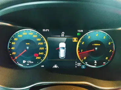 Mercedes-Benz GLC 2020, 49100 км, за 179000 CNY - фото 14