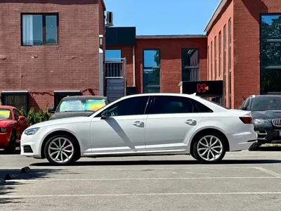 Audi A4L 2019, 66000 км, за 118000 CNY