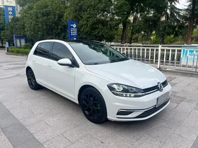 Volkswagen Golf 2020, 80000 км, за 56800 CNY - фото 6