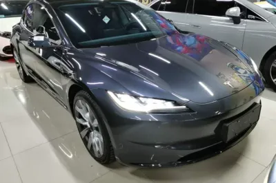 Tesla Model 3 2023, 18700 км, за 201070.34 CNY