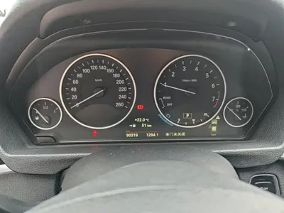 BMW 3 Series 2019, 90300 км, за 80300 CNY - фото 12