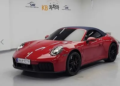 Porsche 911 · 2025 год