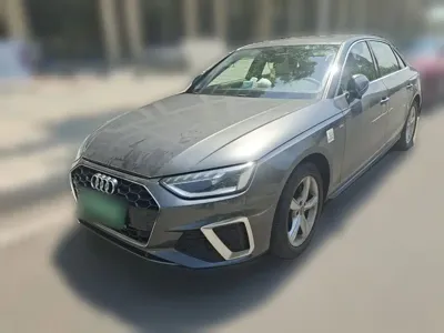 Audi A4L · 2021 год