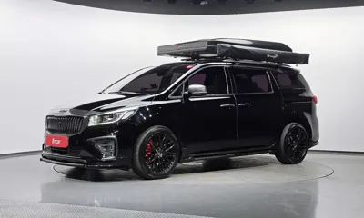 Kia Canival · 2020 год