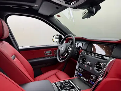 Rolls-Royce Cullinan 2020, 17000 км, за 4250000 CNY - фото 10