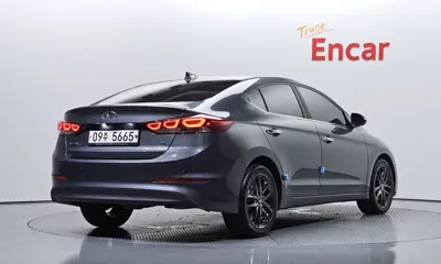 Hyundai Avante 2018, 97370 км, за 10900000 KRW