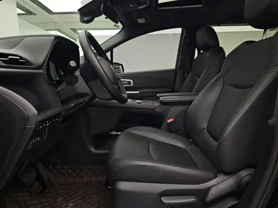 Toyota Granvia 2024, 40500 км, за 218000 CNY - фото 7