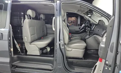 Hyundai Starex 2018, 114574 км, за 9500000 KRW - фото 12