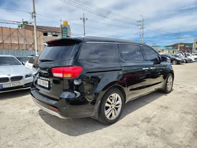 Kia Canival 2016, 189391 км, за 7900000 KRW - фото 7