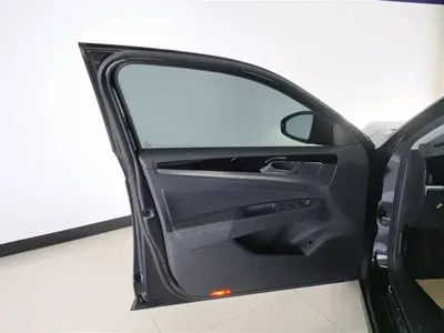Volkswagen Passat 2022, 48000 км, за 113600 CNY - фото 7