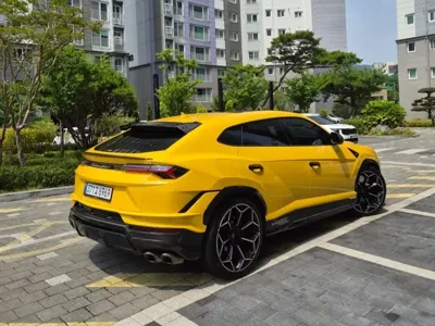 Lamborghini Urus 2024, 12700 км, за 379900000 KRW