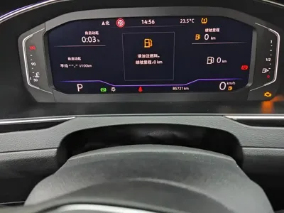 Volkswagen Magotan 2023, 80000 км, за 99900 CNY