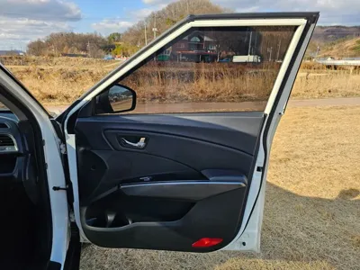 KG_Mobility_Ssangyong TIBOLI 2018, 92132 км, за 7500000 KRW - фото 19