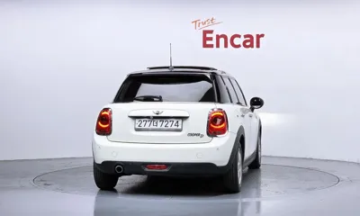 MINI Cooper 2015, 119679 км, за 6800000 KRW