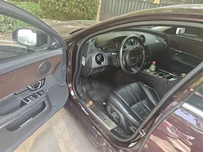 Jaguar XJ 2017, 81900 км, за 100000 CNY - фото 14