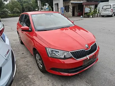 Skoda Fabia 2016, 111600 км, за 20200 CNY