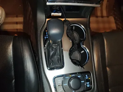 Jeep Grand Cherokee 2017, 94100 км, за 137502.52 CNY - фото 13