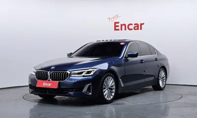 BMW 5-Series · 2021 год