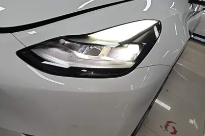 Tesla Model Y 2022, 57400 км, за 190315.95 CNY - фото 9