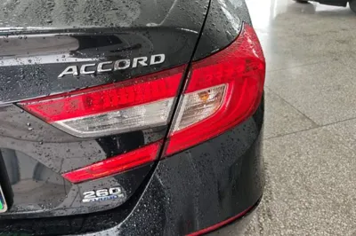 Honda Accord 2018, 83900 км, за 88523.16 CNY - фото 9