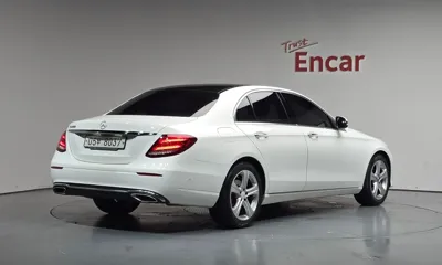 Mercedes-Benz E-Class 2018, 116681 км, за 18400000 KRW