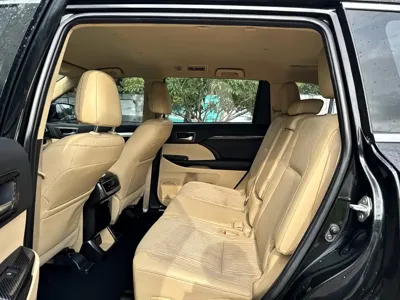 Toyota Highlander 2020, 121000 км, за 94300 CNY - фото 12