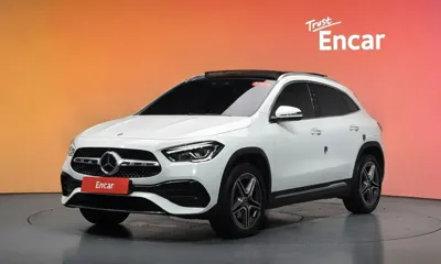 Mercedes-Benz GLA-Class · 2022 год