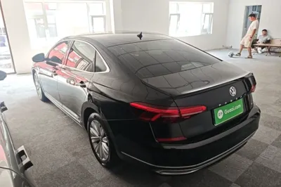 Volkswagen Passat 2019, 102899 км, за 77184.14 CNY