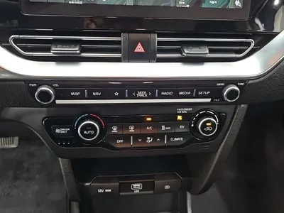 Kia Niro 2022, 12285 км, за 26300000 KRW - фото 10