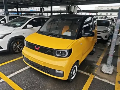 Wuling MINIEV 2022, 61800 км, за 24400 CNY - фото 2