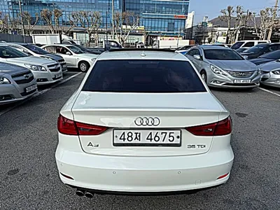 Audi A3 2015, 98289 км, за 8990000 KRW