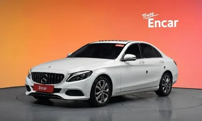 Mercedes-Benz C-Class · 2017 год