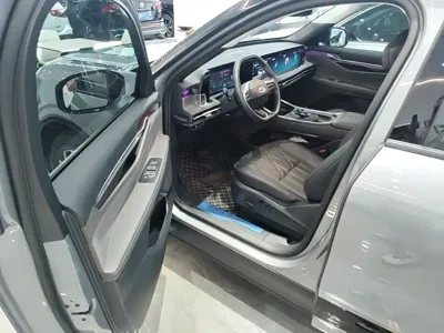 Ford Edge 2025, 4900 км, за 207700 CNY - фото 16