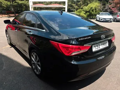 Hyundai Sonata 2014, 155106 км, за 4490000 KRW