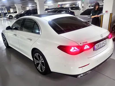 Mercedes-Benz E-Class 2025, 1200 км, за 40530000 KRW