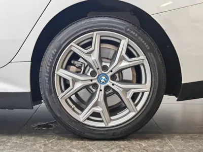 BMW i3 2024, 39600 км, за 136900 CNY - фото 9