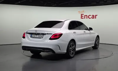 Mercedes-Benz C-Class 2021, 69110 км, за 26200000 KRW - фото 2