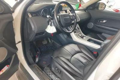 Land Rover Range Rover Evoque 2017, 73400 км, за 67284.42 CNY - фото 24