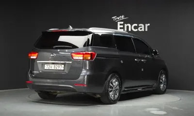 Kia Canival 2017, 124524 км, за 10200000 KRW - фото 2