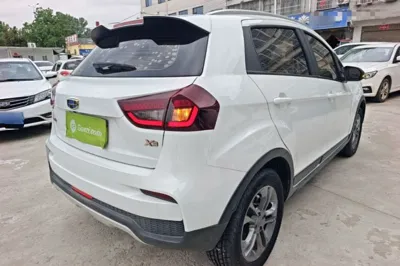 Geely Auto Vision X3 2020, 59900 км, за 41678.35 CNY - фото 6