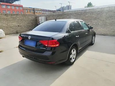 Volkswagen Lavida 2017, 87300 км, за 39811.7 CNY - фото 6