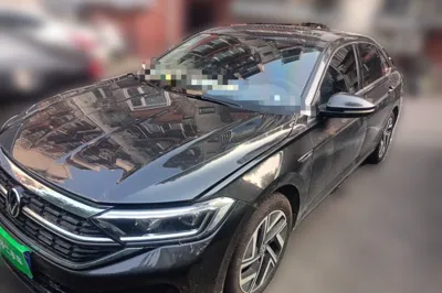 Volkswagen Sagitar · 2023 год