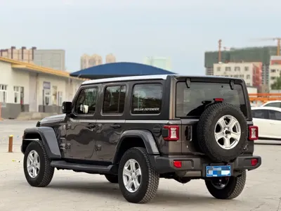 Jeep Wrangler 2019, 60000 км, за 229899 CNY