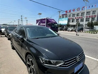 Volkswagen Magotan 2024, 43000 км, за 129800 CNY