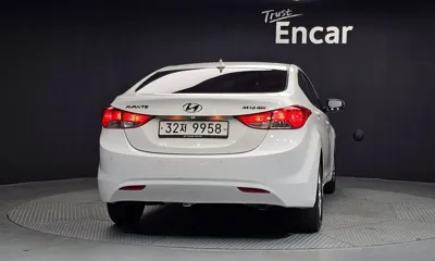 Hyundai Avante 2012, 161091 км, за 3200000 KRW